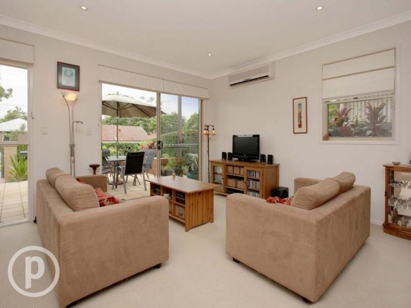 1/37 Hood Street, Sherwood QLD 4075