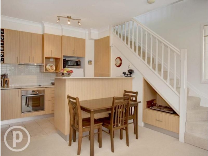 1/37 Hood Street, Sherwood QLD 4075