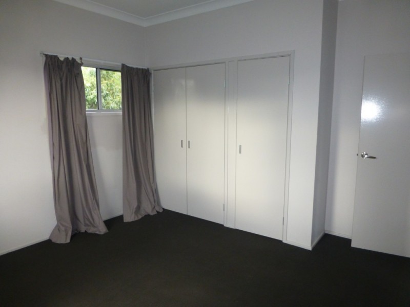 1138 Oxley Road, Oxley QLD 4075