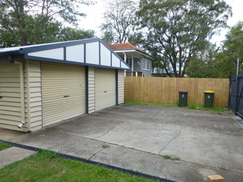 1138 Oxley Road, Oxley QLD 4075