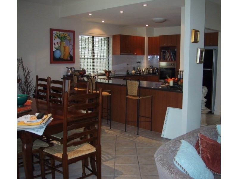 30 Magazine Street, Sherwood QLD 4075