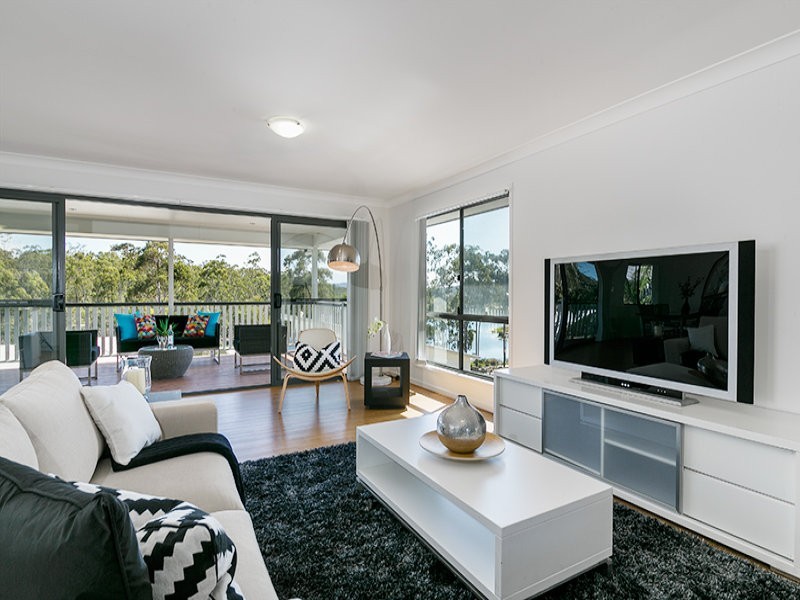 26 Cascades Street, Springfield Lakes QLD 4300