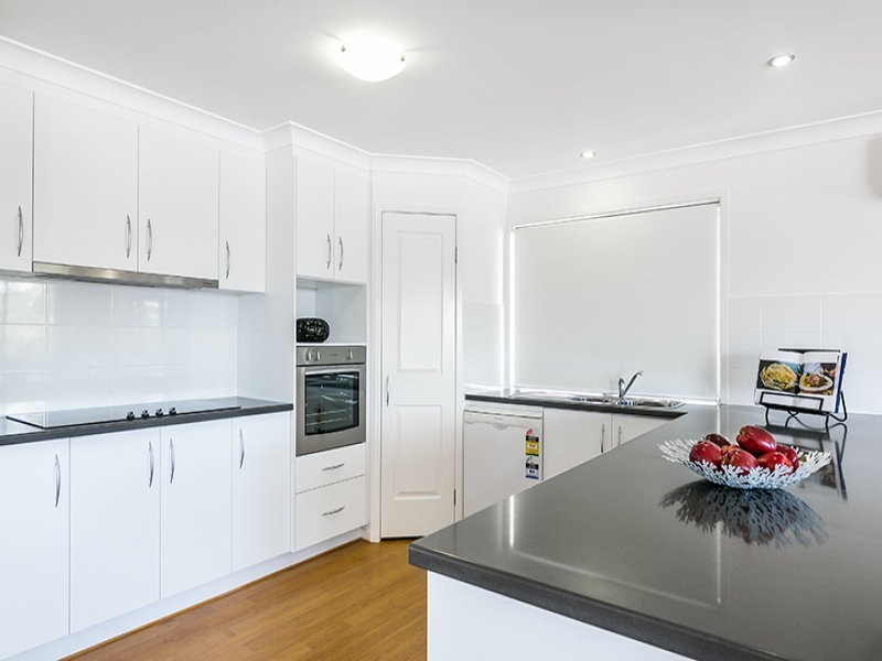 26 Cascades Street, Springfield Lakes QLD 4300