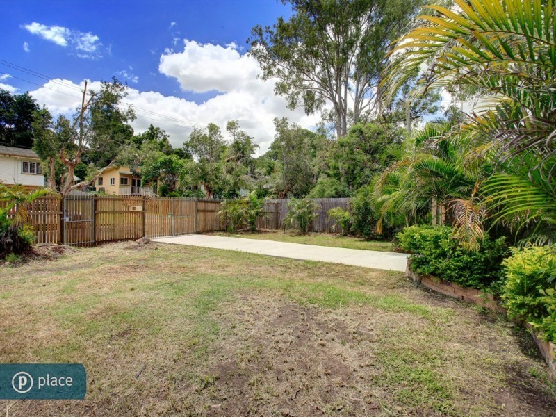 41 Logan Avenue, Oxley QLD 4075