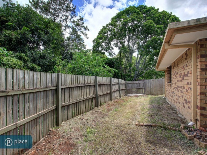 41 Logan Avenue, Oxley QLD 4075