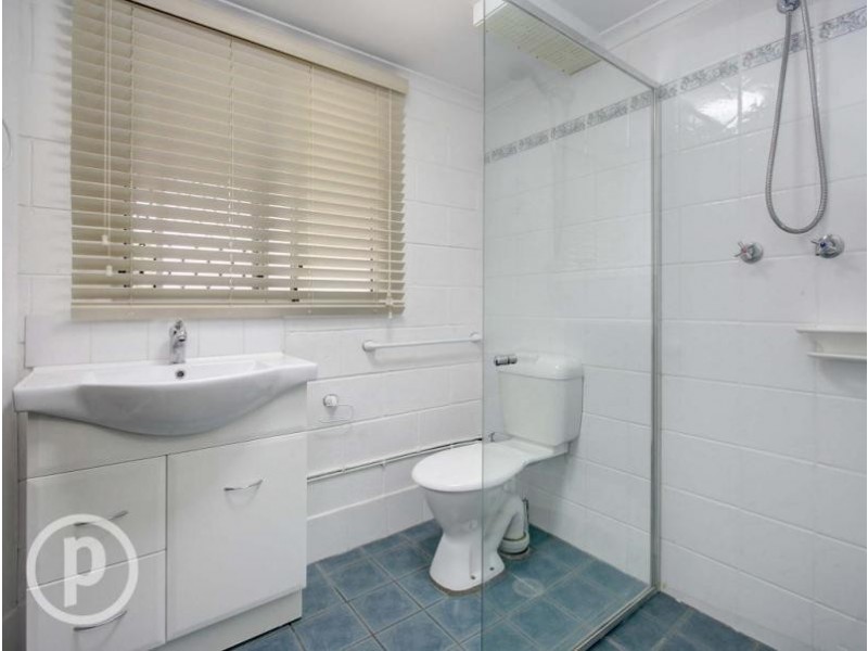 225 Englefield Road, Oxley QLD 4075