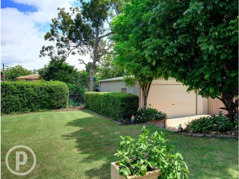 225 Englefield Road, Oxley QLD 4075