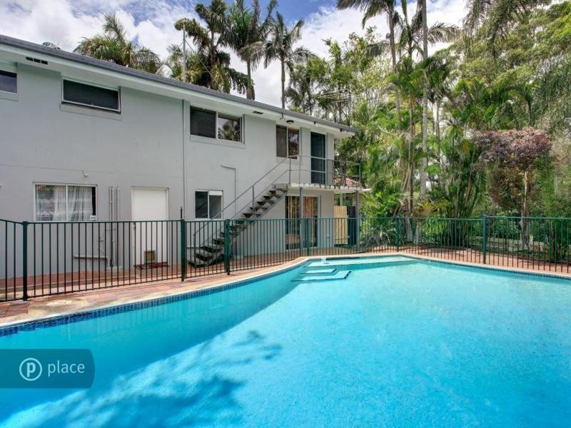 11 Malgoa Street, The Gap QLD 4061