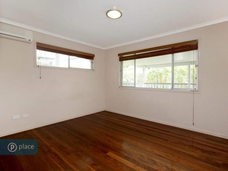 11 Malgoa Street, The Gap QLD 4061