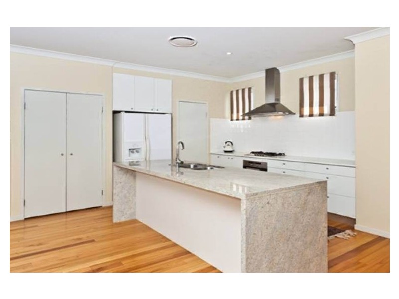 43 Hepworth Street, Chapel Hill QLD 4069