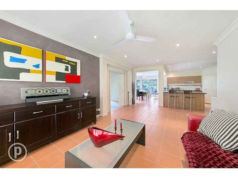 66 Oakmont Avenue, Oxley QLD 4075