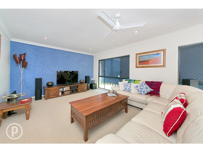 66 Oakmont Avenue, Oxley QLD 4075