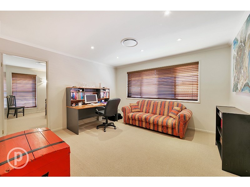 66 Oakmont Avenue, Oxley QLD 4075