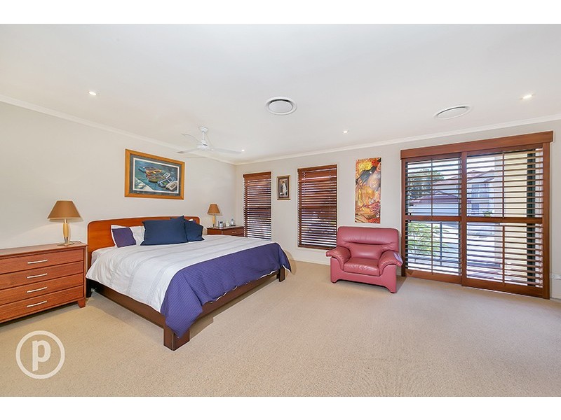 66 Oakmont Avenue, Oxley QLD 4075