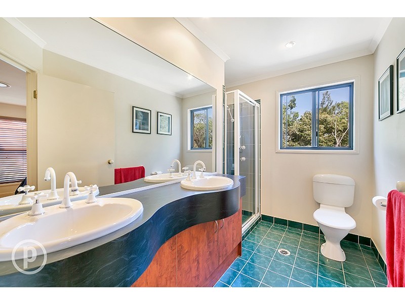 66 Oakmont Avenue, Oxley QLD 4075