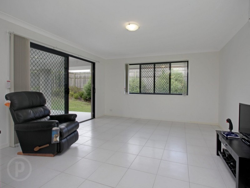 29 Whipbird Circuit, Victoria Point QLD 4165
