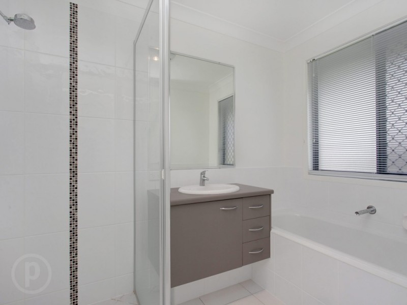 29 Whipbird Circuit, Victoria Point QLD 4165