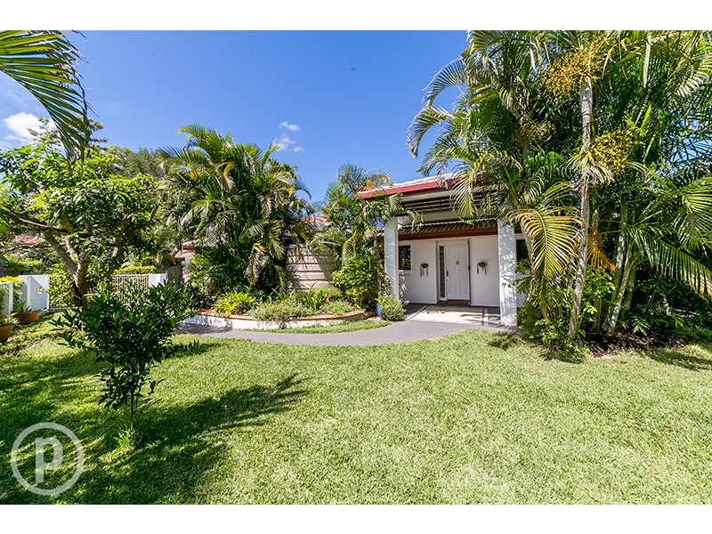 16 Lambourn Street, Chapel Hill QLD 4069