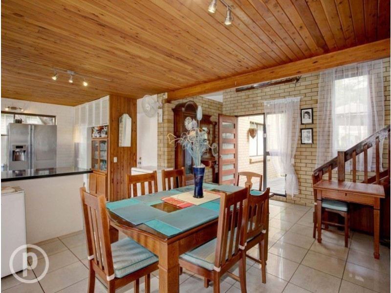 90 Borden Street, Sherwood QLD 4075