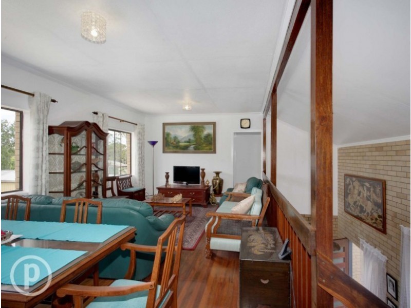 90 Borden Street, Sherwood QLD 4075