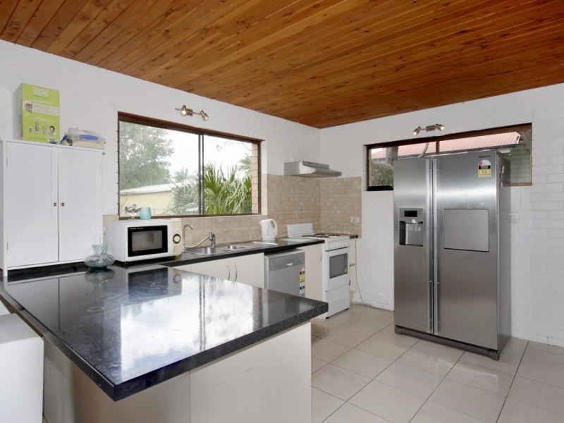 90 Borden Street, Sherwood QLD 4075