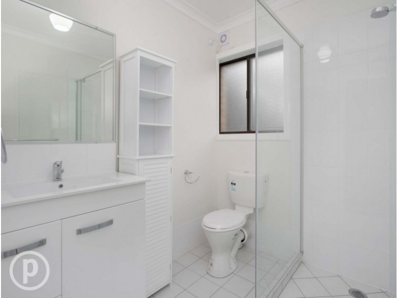 90 Borden Street, Sherwood QLD 4075