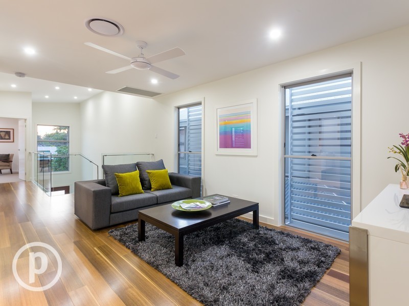 200 Oxley Road, Graceville QLD 4075