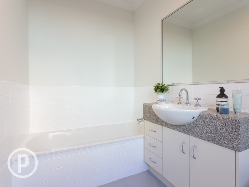 28 Elizabeth Street, Sherwood QLD 4075