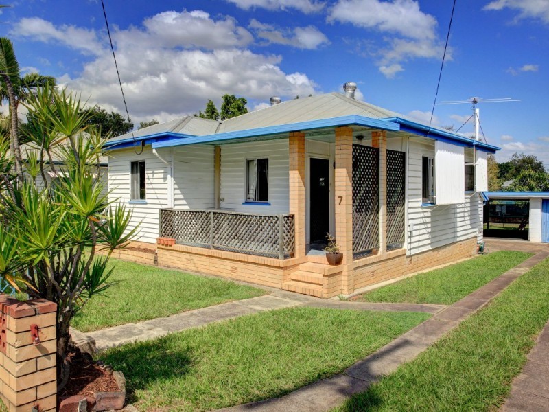 7 Calston Street, Oxley QLD 4075