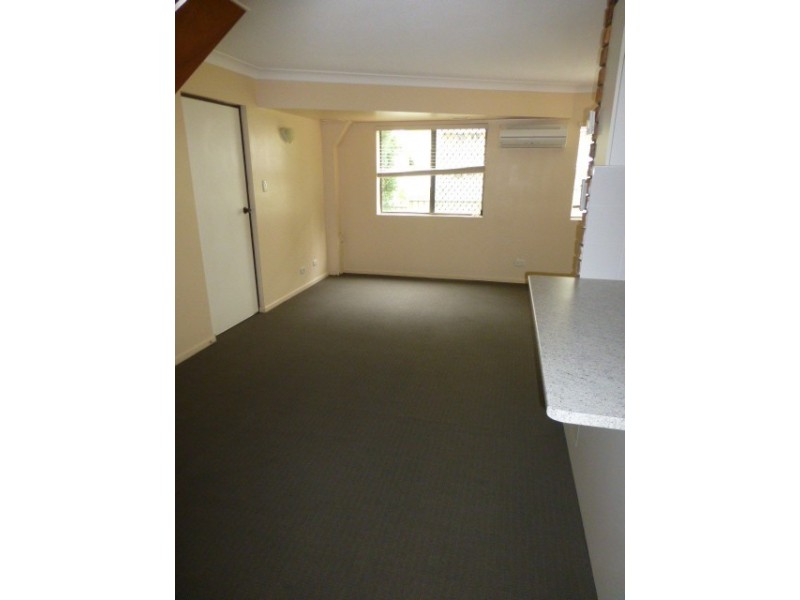 3/14 Armadale Street, St Lucia QLD 4067