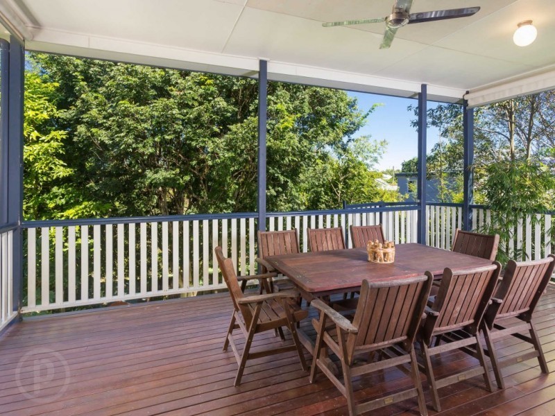 145 Strong Avenue, Graceville QLD 4075