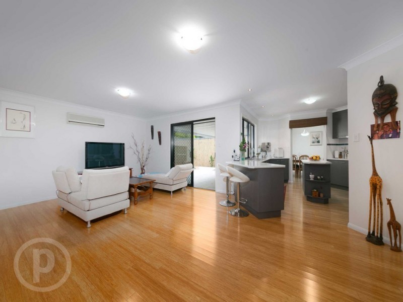 54 Brookeside Crescent, Seventeen Mile Rocks QLD 4073