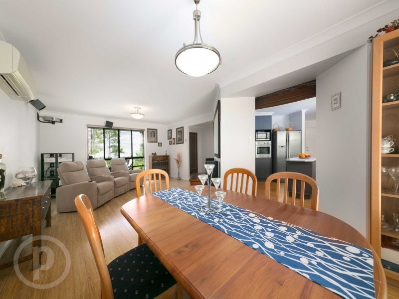 54 Brookeside Crescent, Seventeen Mile Rocks QLD 4073