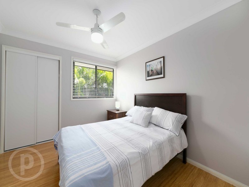 54 Brookeside Crescent, Seventeen Mile Rocks QLD 4073