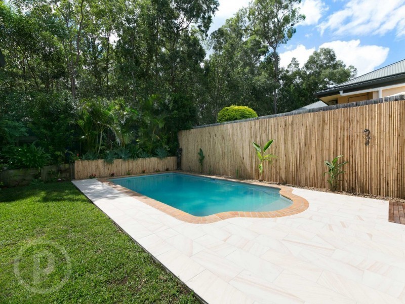 54 Brookeside Crescent, Seventeen Mile Rocks QLD 4073