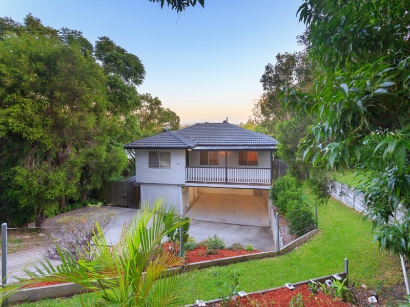 212 Seventeen Mile Rocks Road, Oxley QLD 4075