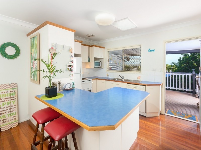 212 Seventeen Mile Rocks Road, Oxley QLD 4075