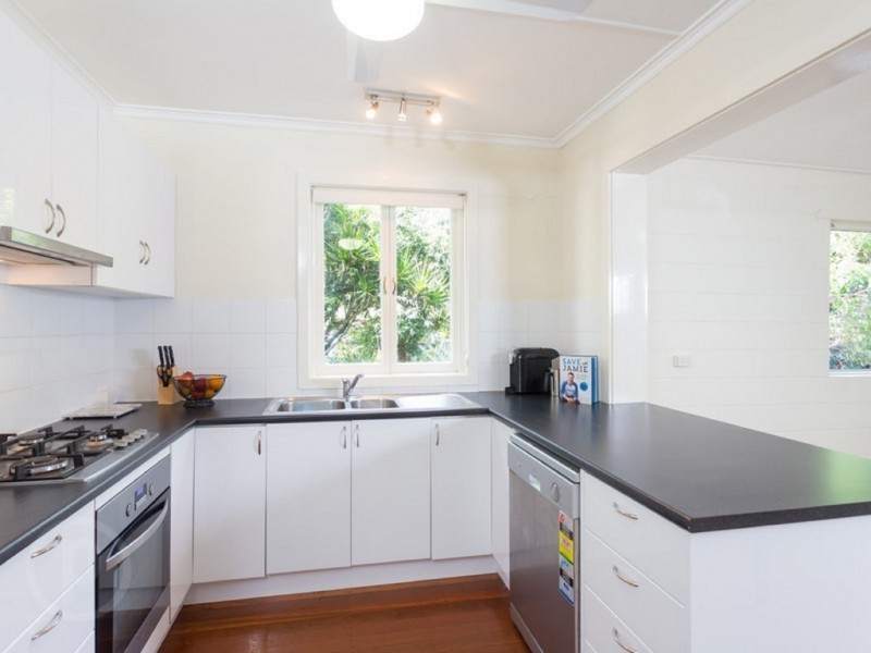 3 Frank Street, Graceville QLD 4075