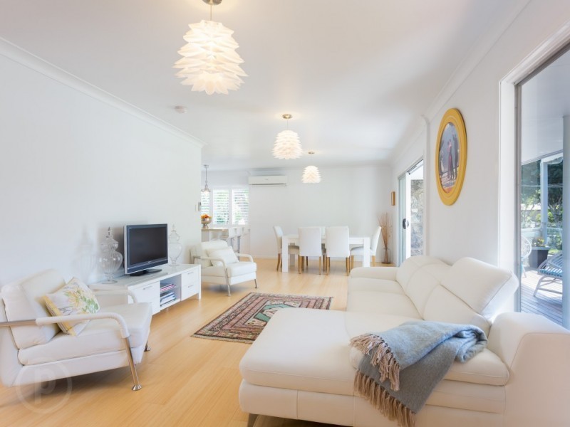 4 Lanena Street, Jindalee QLD 4074