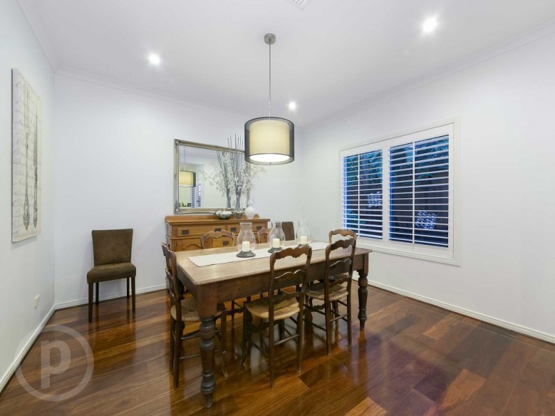 52 Long Street West, Graceville QLD 4075