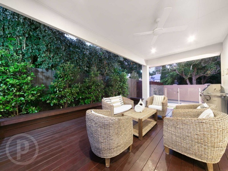 52 Long Street West, Graceville QLD 4075