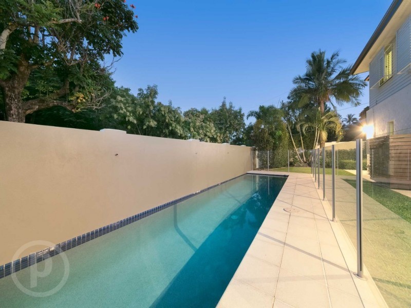 52 Long Street West, Graceville QLD 4075