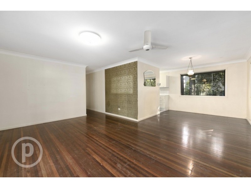 34 Queenscroft Street, Chelmer QLD 4068