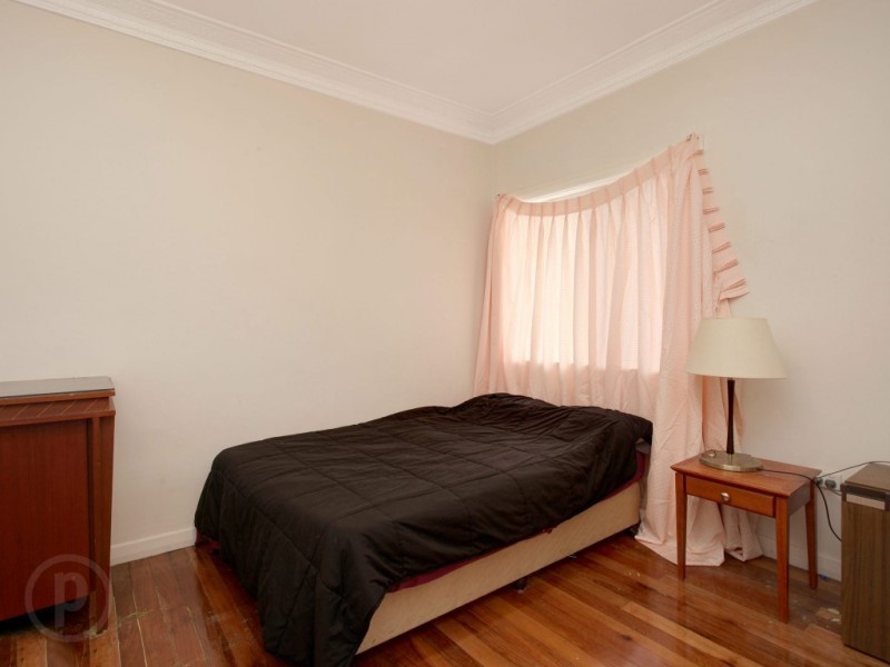 106 Bardon Road, Kingston QLD 4114