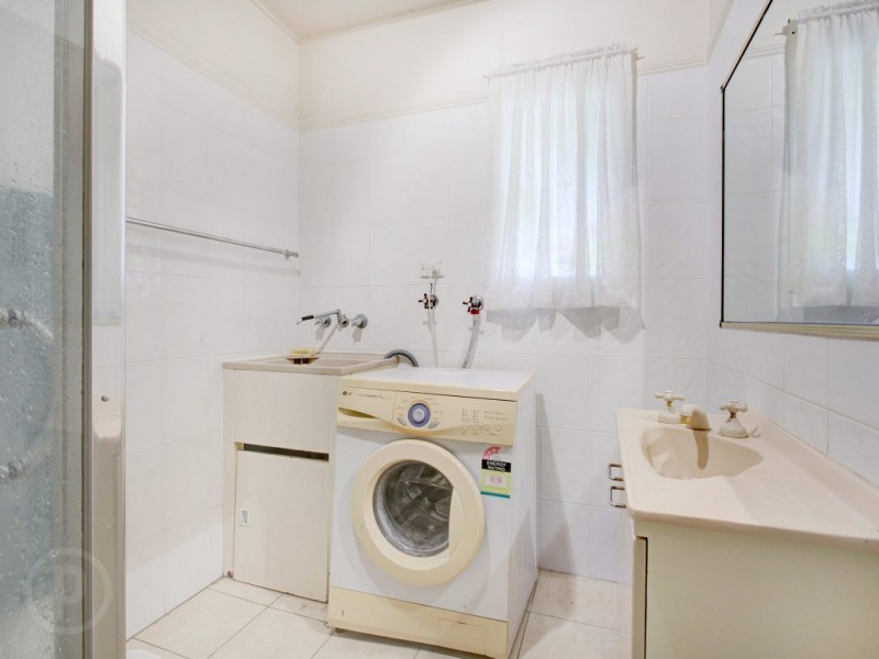 106 Bardon Road, Kingston QLD 4114