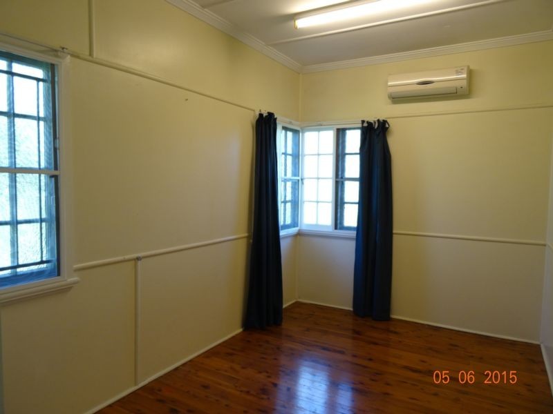 47 Lyon Ave, Oxley QLD 4075