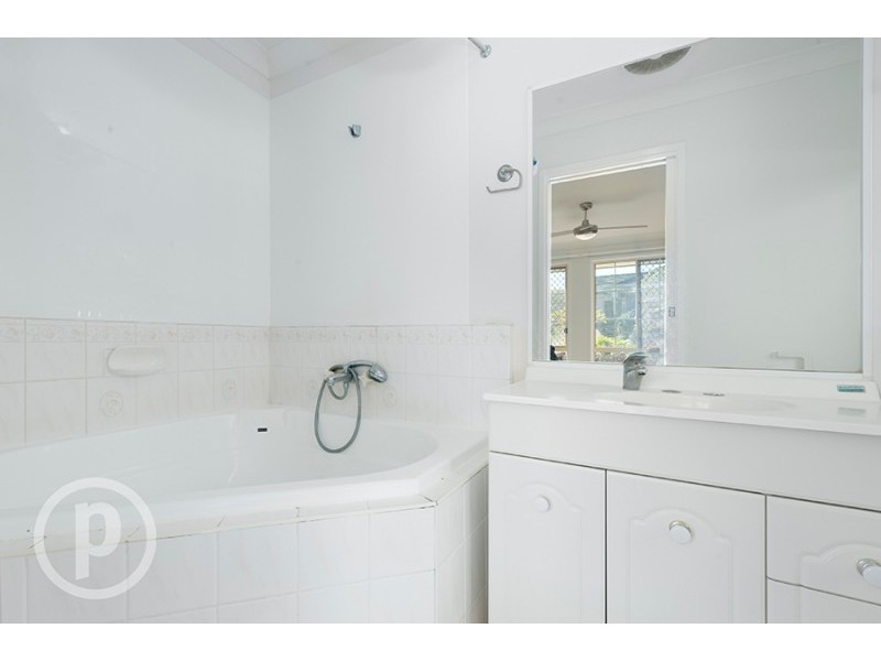 10 Kurrajong Street, Durack QLD 4077