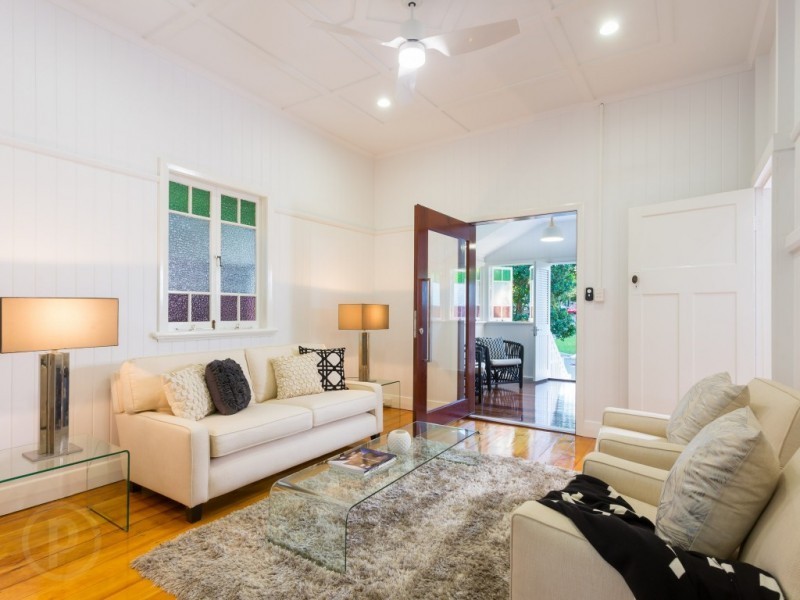 25 Bodalla Street, Norman Park QLD 4170