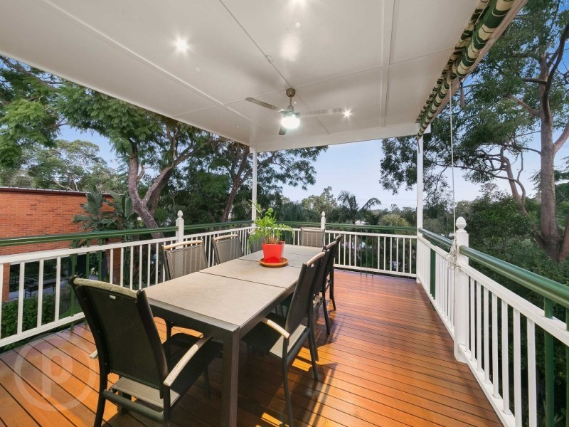 243 Swann Road, Taringa QLD 4068
