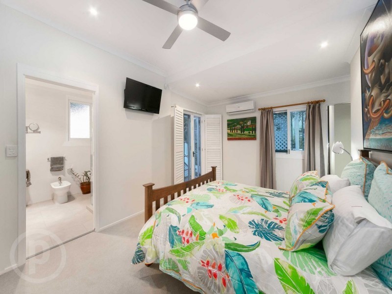 243 Swann Road, Taringa QLD 4068